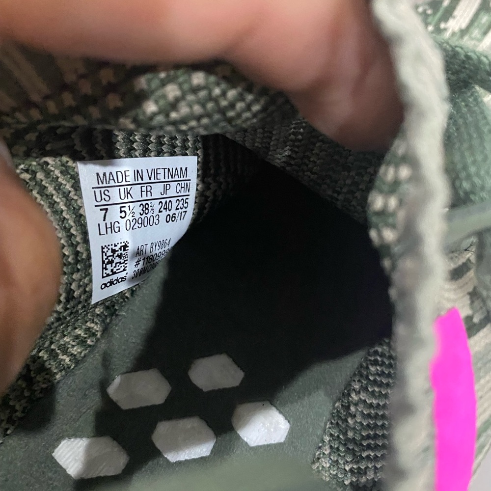 💰PRICE ⬇️
 ADIDAS -  SERGEANT MAJOR/GREEN
NIGHT/SHOCK PINK - size 7 - Picture 8 of 11